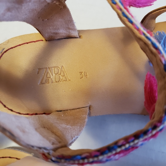 Zara Girls 3 / 34 EUR Shell Tassel Sandals Shoes - Picture 4 of 4